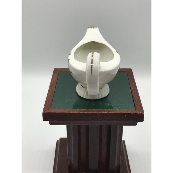 Vintage made in Japan small porcelain gravy/sauce boat. - Picture 2 of 13